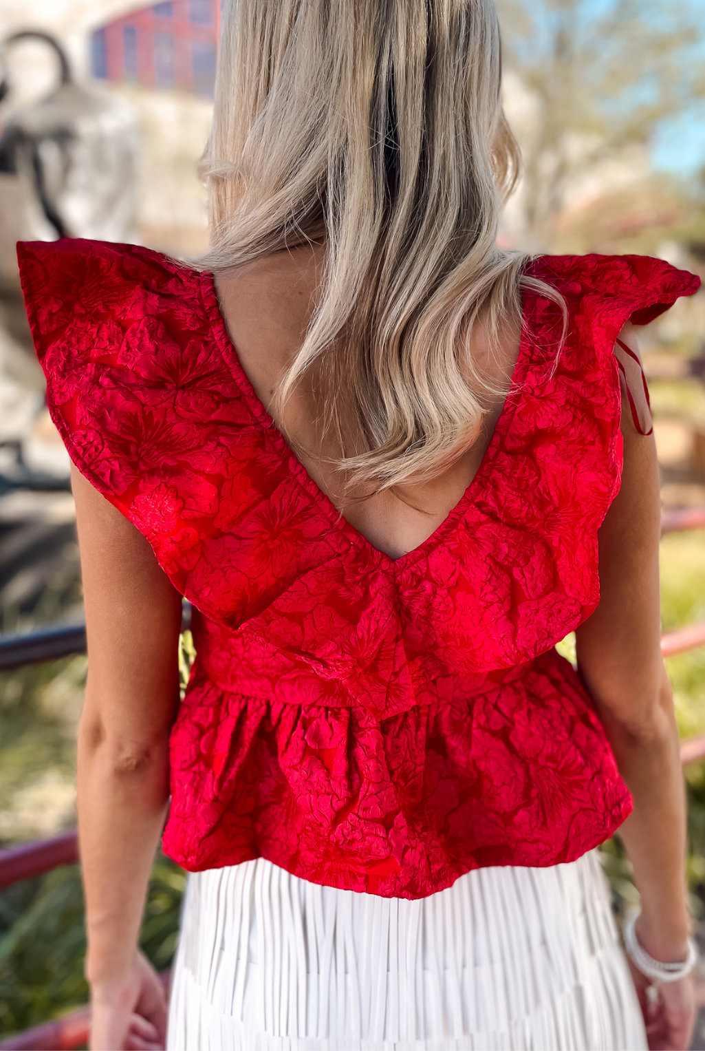 Jacquard Sleeveless Ruffle Top - Red