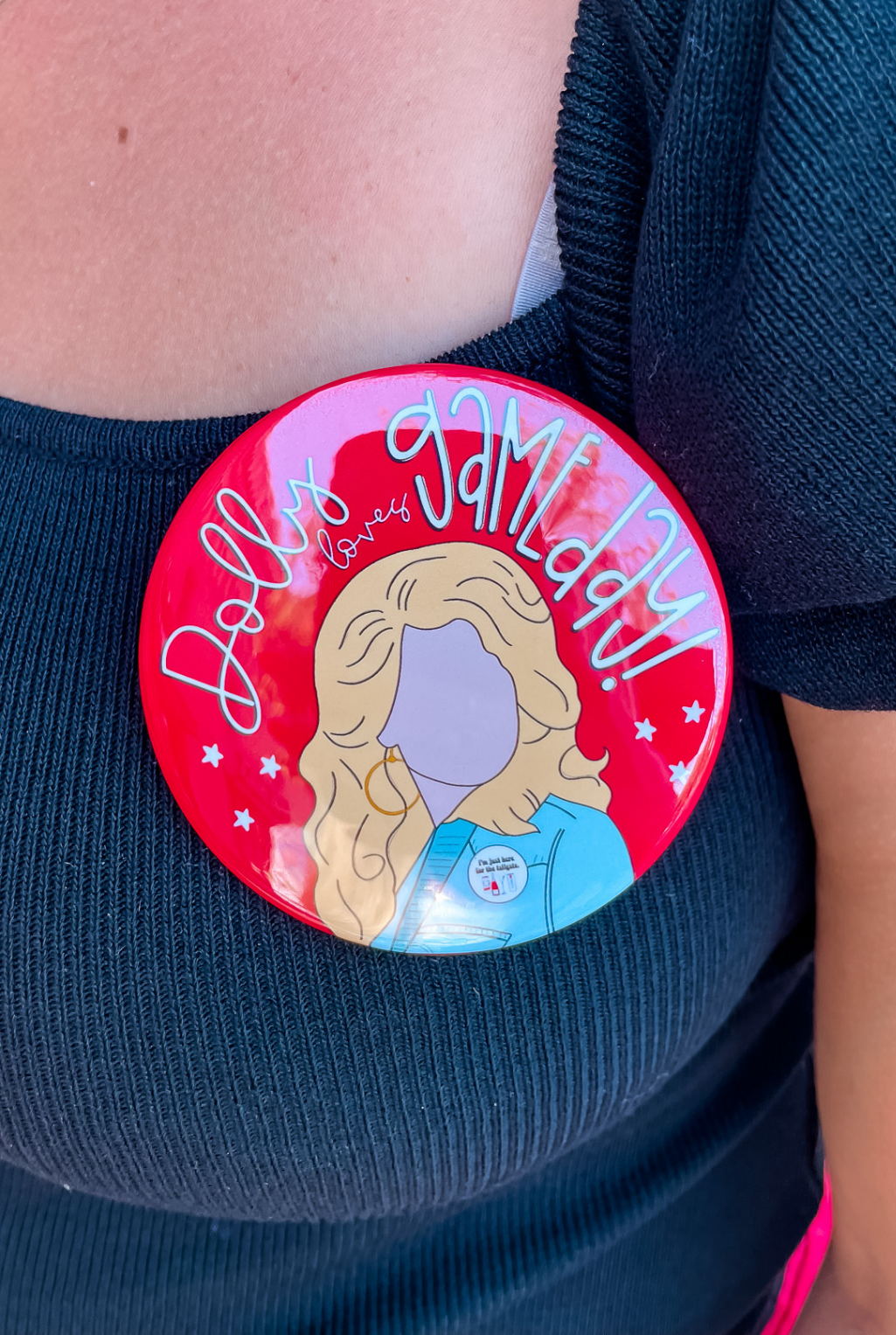 Dolly Game Day Button - Red