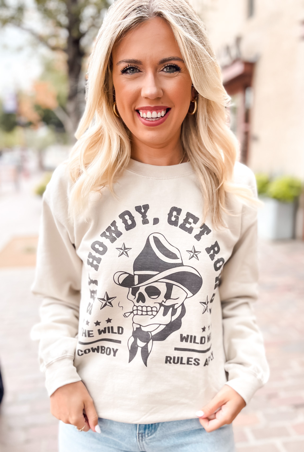 Sweatshirt - Say Howdy/Get Rowdy - Sand