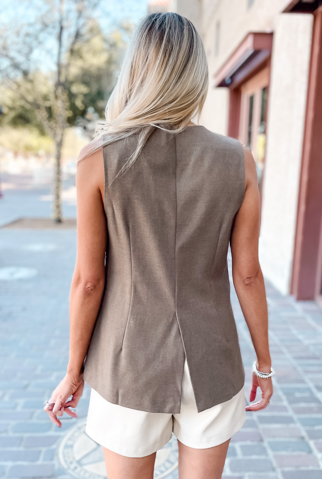 Two Button Vest - Mocha