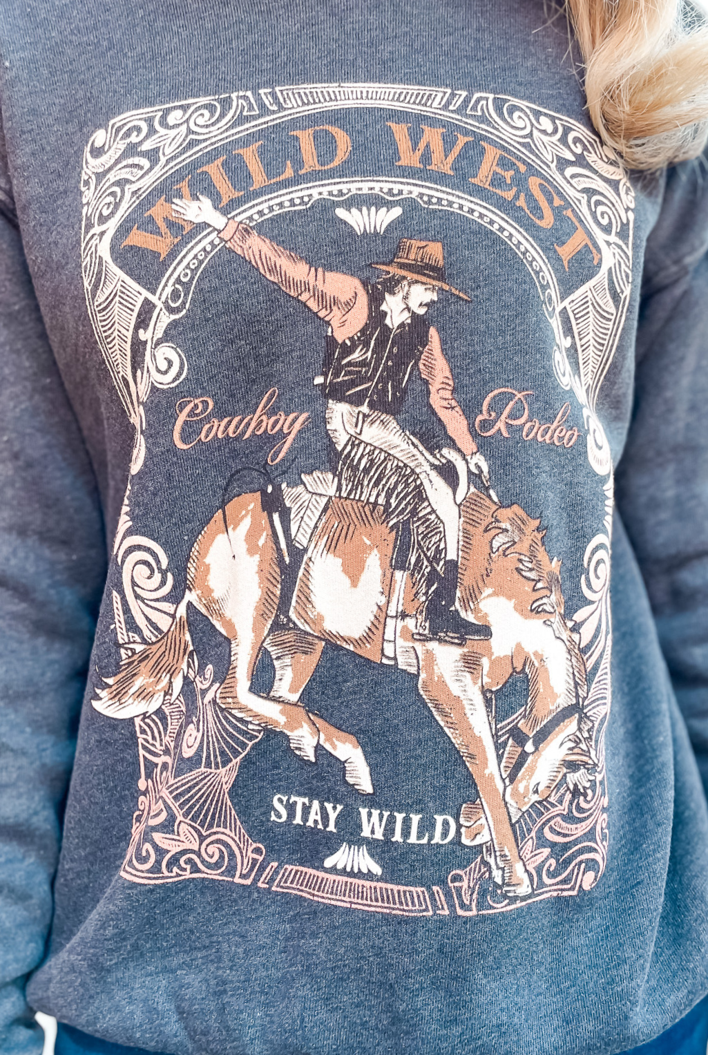 Stay Wild Sweatshirt - Charcoal