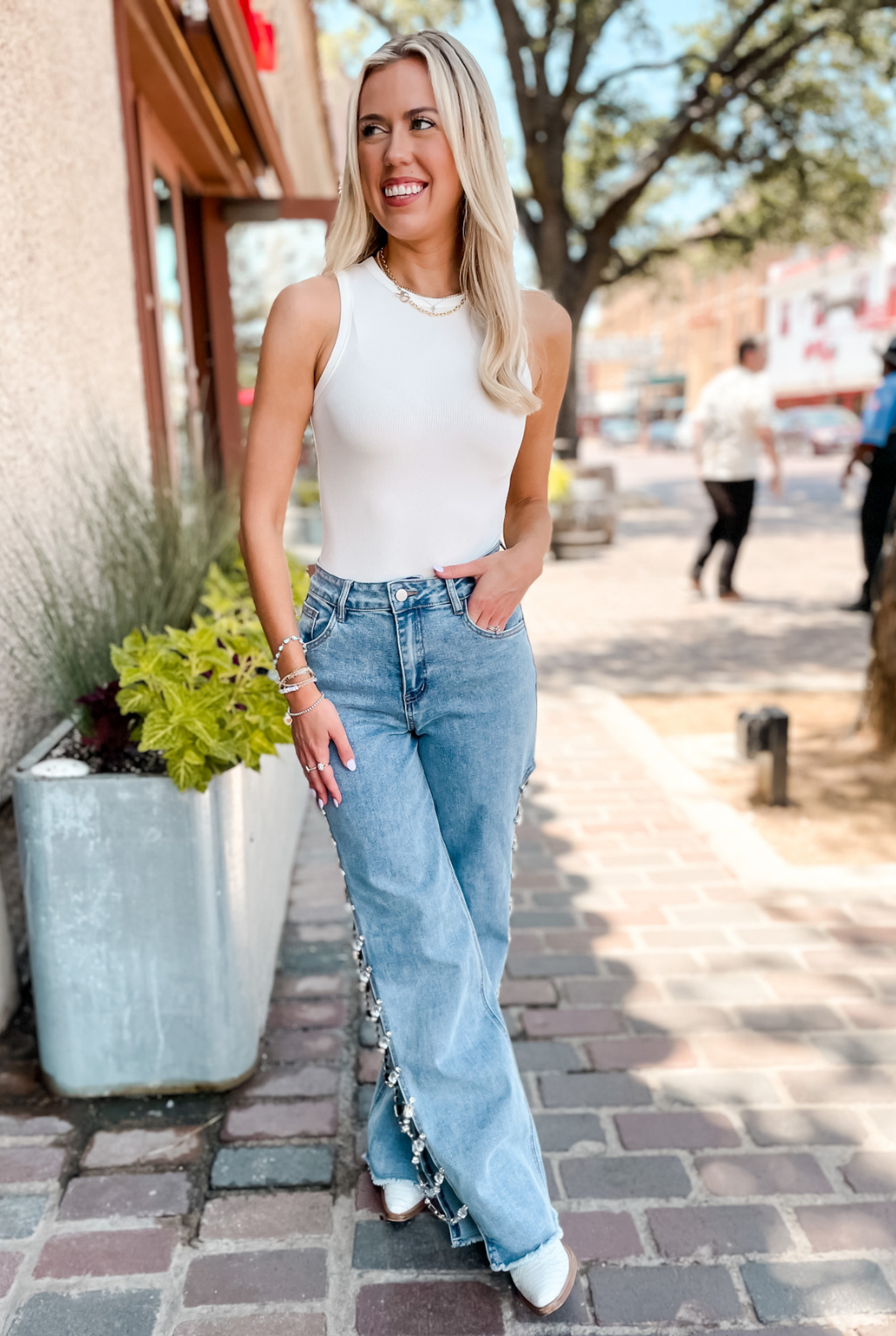 Round Neck Bodysuit - White